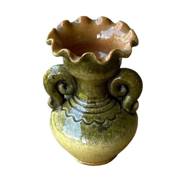 Vintage Hand Crafted Green and Brown Fluted Ceramic Handled Jug - Picture 4 of 6